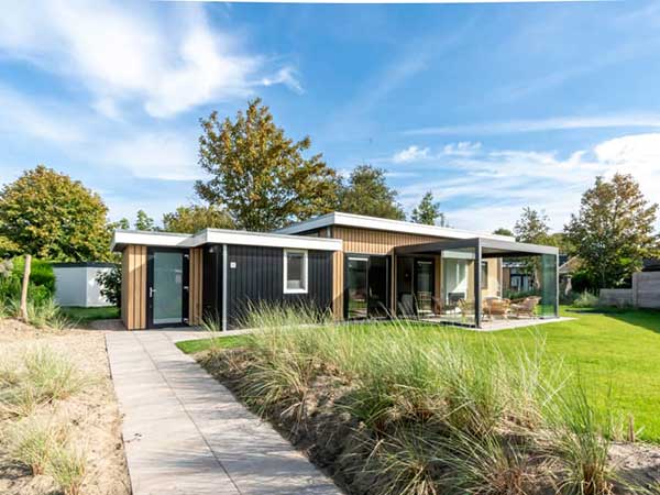 Moderne duinvilla op bungalowpark Schouwenduin